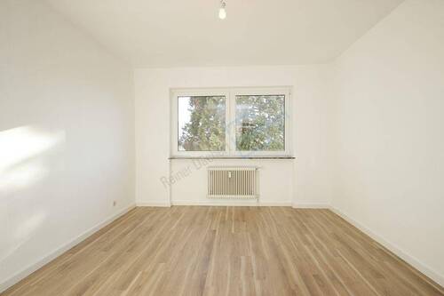 SCHLAFZIMMER - Etagenwohnung mit 95,60 m² in Seeheim-Jugenheim zur Miete