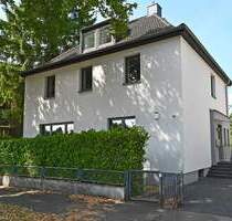 Höseler Familien-Herzstück! Restauriertes, freistehendes 30er-Jahre-Haus mit tollem Garten - Ratingen