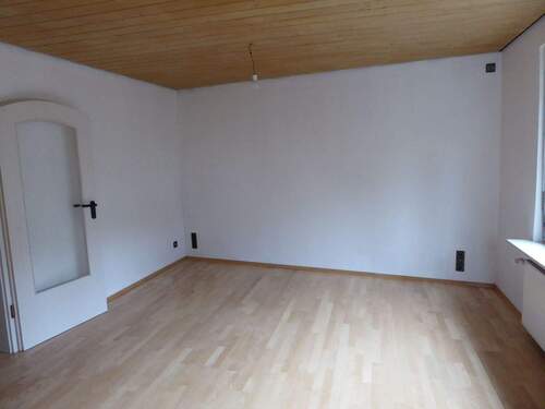 P1050217.JPG - 4 Zimmer Etagenwohnung in Grävenwiesbach