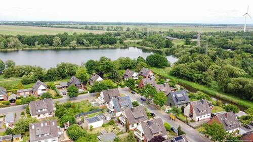 Drohnenaufnahme - 6 Zimmer Mehrfamilienhaus, Wohnhaus zum Kaufen in Bremen