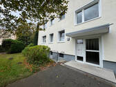 Eingang - 3 Zimmer Etagenwohnung zur Miete in BI-Sennestadt
