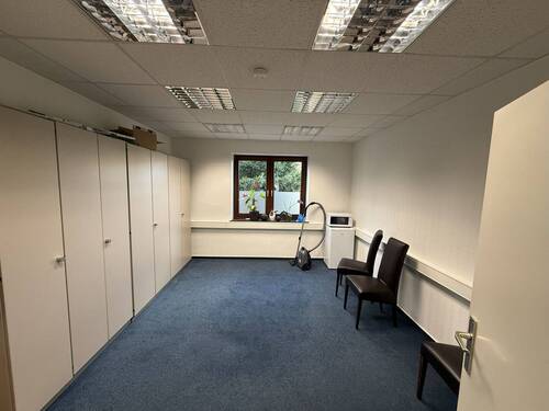 Büro-/Gewerbefläche - 