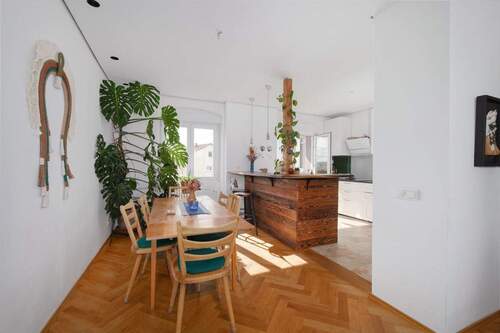 Essbereich und Küche - 