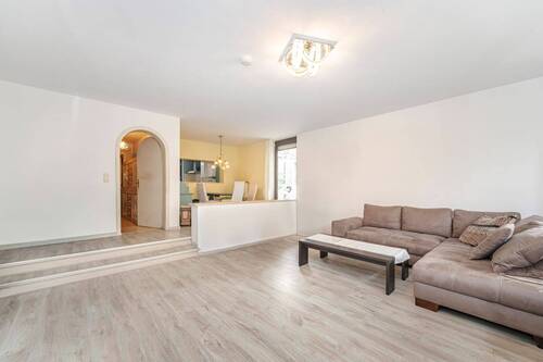 Wohnzimmer - Doppelhaushälfte mit 110,90 m&sup2; in München zum Kaufen