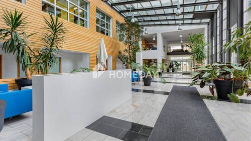 Lobby 1 - 2 Zimmer Etagenwohnung in Stuttgart