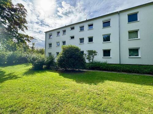 Hausansicht - 3 Zimmer Etagenwohnung zum Kaufen in Wunstorf