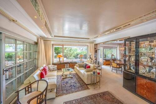  Wohnung Erdgeschoss - 1 Zimmer Mehrfamilienhaus, Wohnhaus in Ludwigsburg