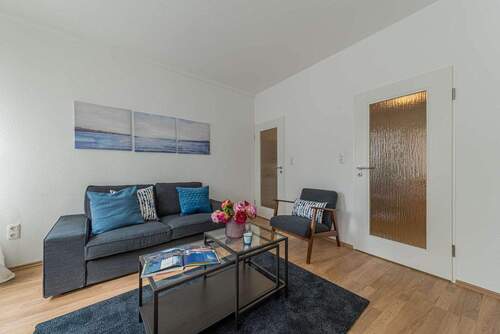 Wohnen - 2 Zimmer Etagenwohnung zur Miete in Frankfurt am Main