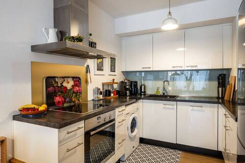 Kueche - 2 Zimmer Etagenwohnung in München
