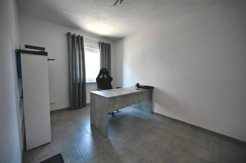 Zimmer 1 - 