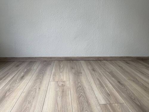 neutrales Laminat - 