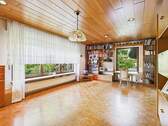 Wohnzimmer 1.OG - Mehrfamilienhaus, Wohnhaus mit 218,30 m² in Ditzingen zum Kaufen