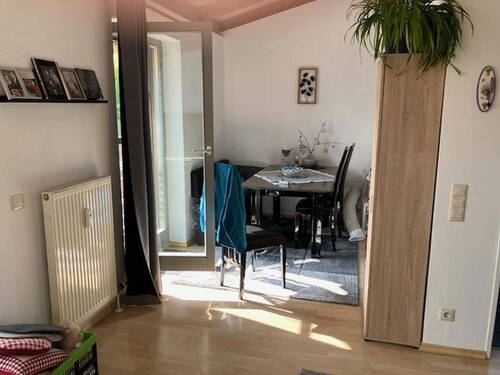 Zugang zur Dachterrasse - 2 Zimmer Etagenwohnung zum Kaufen in Schnaittenbach
