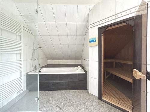 DG Vollbad mit Saune Teil 2 - 