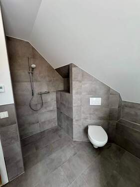 Bad.jpeg - 4 Zimmer Einfamilienhaus in Taucha