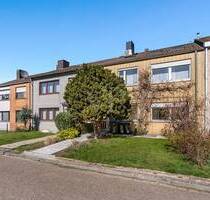 Attraktives Mehrfamilienhaus mit vermieteten Einheiten und freier Erdgeschosswohnung in Würselen