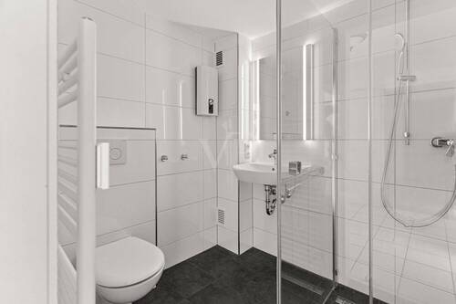 Badezimmer EG - Mehrfamilienhaus, Wohnhaus mit 189,00 m&sup2; in Würselen zum Kaufen