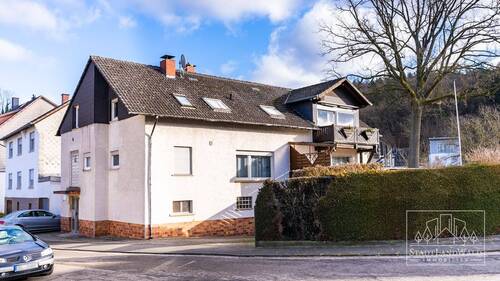 Straßenansicht - 7 Zimmer Mehrfamilienhaus, Wohnhaus zum Kaufen in Kaiserslautern