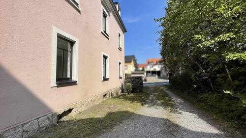 Einfahrt Grundstück - 