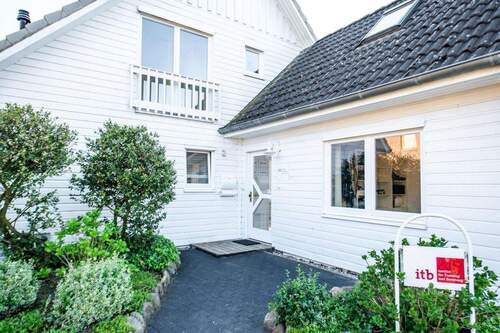 Ostseite, Büroeingang - 