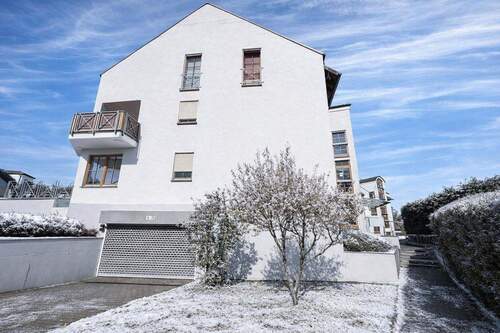 Ansicht Giebelseite - 2 Zimmer Etagenwohnung zum Kaufen in Dresden / Gompitz