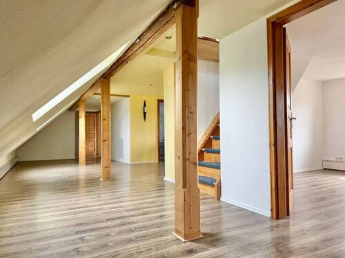 Bild 2 - 6 Zimmer Einfamilienhaus zum Kaufen in Struppen
