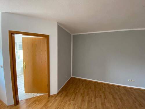 Wohnzimmer - 4 Zimmer Etagenwohnung zur Miete in Stadtilm