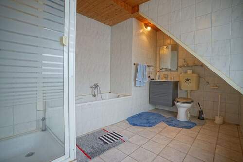 Wannen- und Duschbad - 