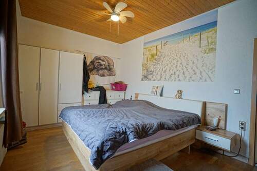 Schlafzimmer im EG - 