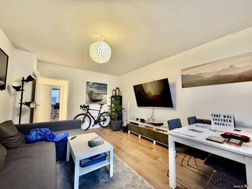 Wohnzimmer #3 - 2 Zimmer Etagenwohnung in Nürnberg