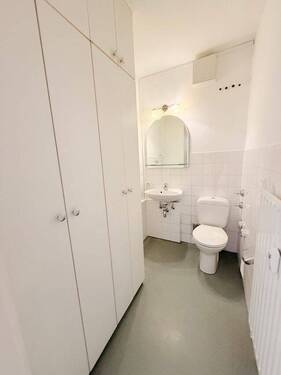 WC-Einheit 2 - 