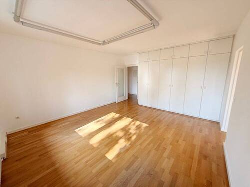 Büro 2 - 