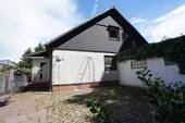 Frontseite Vorderhaus - Ideal für Handwerker oder Fixer Upper Firmen