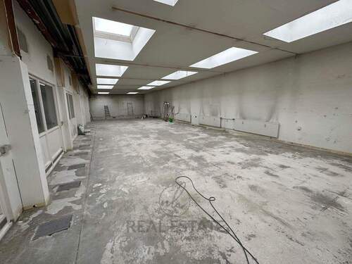 8.jpg - Provisionsfreie Atelierfläche im 1.OG in Hamburg Bahrenfeld