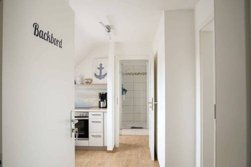 Backbord Eingang, Küche - 