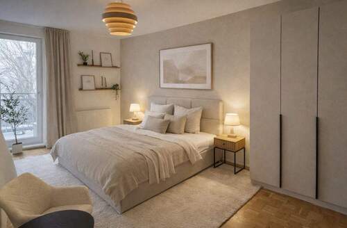 Schlafzimmer mit Zugang zum Balkon - 2 Zimmer Etagenwohnung in Berlin