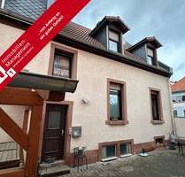 Ein Katzensprung bis zur Altstadt - Vermietetes Zweifamilienhaus mit Ausbaureserve im Dachboden - Kaiserslautern Innenstadt