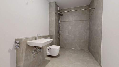 Badezimmer- - Etagenwohnung mit 75,10 m&sup2; in Frankfurt am Main zum Kaufen