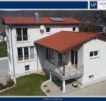 Ihr Rückzugsort im Grünen - neuwertiges und exklusives Einfamilienhaus mit ELW und Weitblick - Lohndorf
