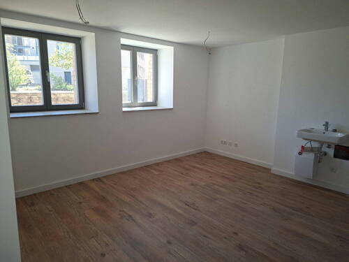 Raum 1 (2) - Büro mit 93,20 m&sup2; in Magdeburg zur Miete