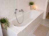 Bad mit Badewanne - 