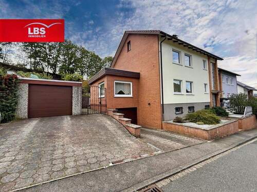 Außenansicht - 3 Zimmer Mehrfamilienhaus, Wohnhaus zum Kaufen in Alfeld