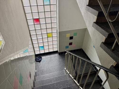 Treppenhaus - 3 Zimmer Mehrfamilienhaus, Wohnhaus in Herne