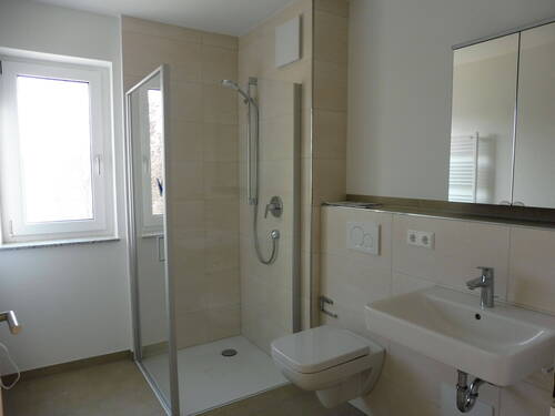 Bad mit WC - 2 Zimmer Etagenwohnung in Uhldingen-Mühlhofen