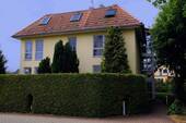 Ostseite: Hauseingang - 