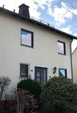 Ansicht Haus - Straßenseite - 