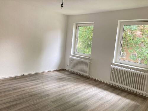 Schlafzimmer - 3 Zimmer Etagenwohnung zur Miete in Salzgitter