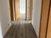 IMG_5799.JPG - Erster Monat geschenkt! Frisch sanierte 2-Zimmer-Wohnung mit Aufzug