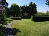 Garten mit Doppelcarport - 1 Zimmer Bungalow zum Kaufen in Oelsnitz
