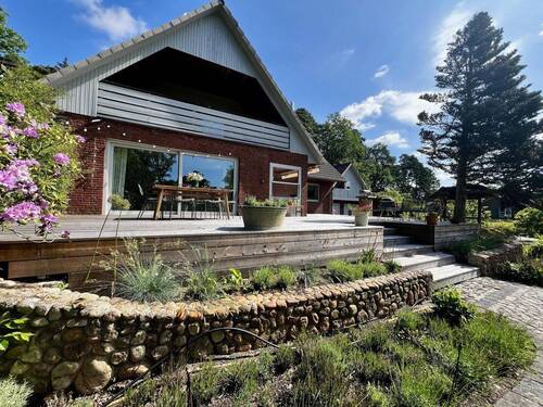 Südterrasse - Saniert & provisionsfrei - Waldrandlage in Stedden mit Zweifamilienhaus-Potenzial